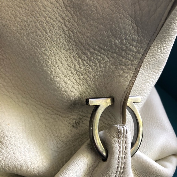 Salvatore Ferragamo handbag purse bag - Picture 7 of 16